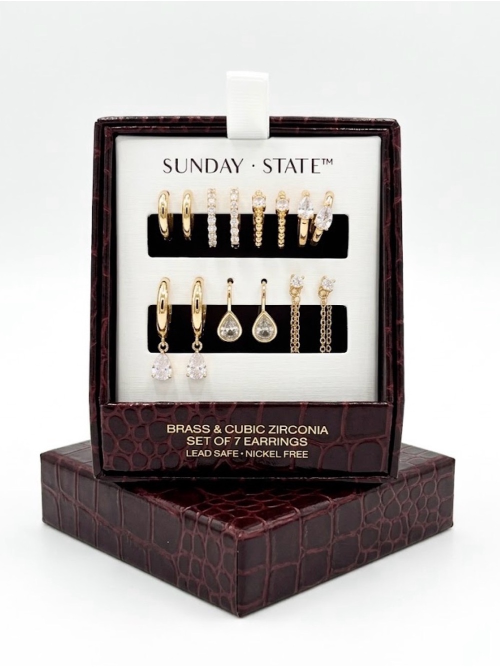 NWT ⚜️🤎⚜️ Sunday State Golden Tone Brass with Cubic Zirconia Earrings Set